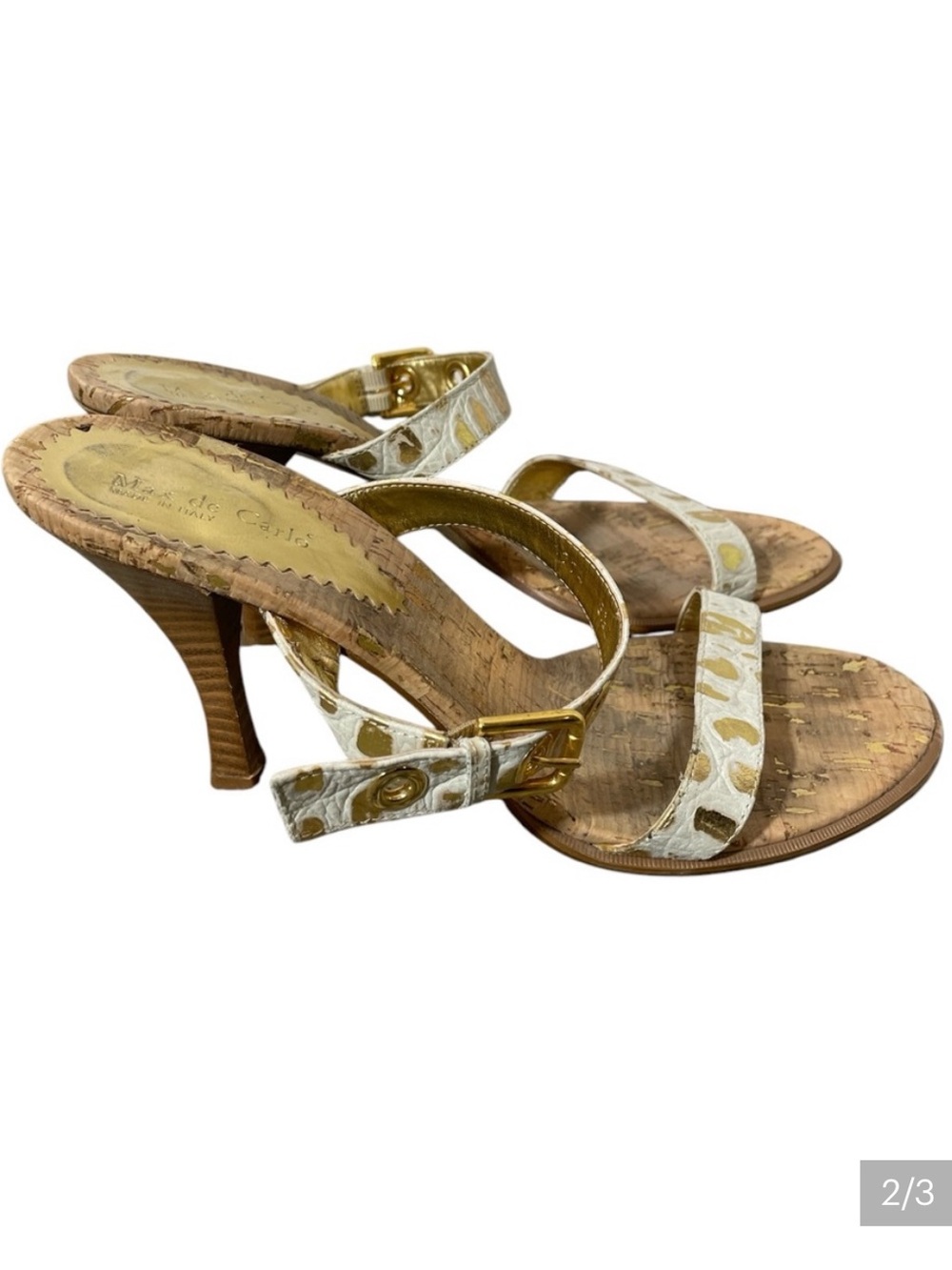 E4- Max de Carlo Women’s 8.5 Gold and Cream Sandals